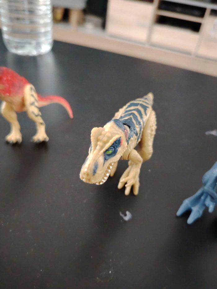 Lot dinosaures articulés - photo numéro 4