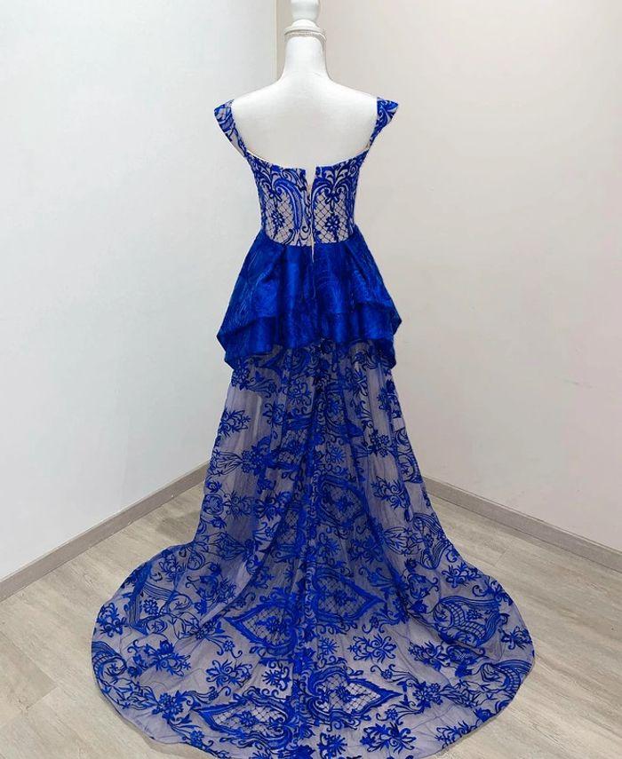 Robe bleu fiancaille - photo numéro 3