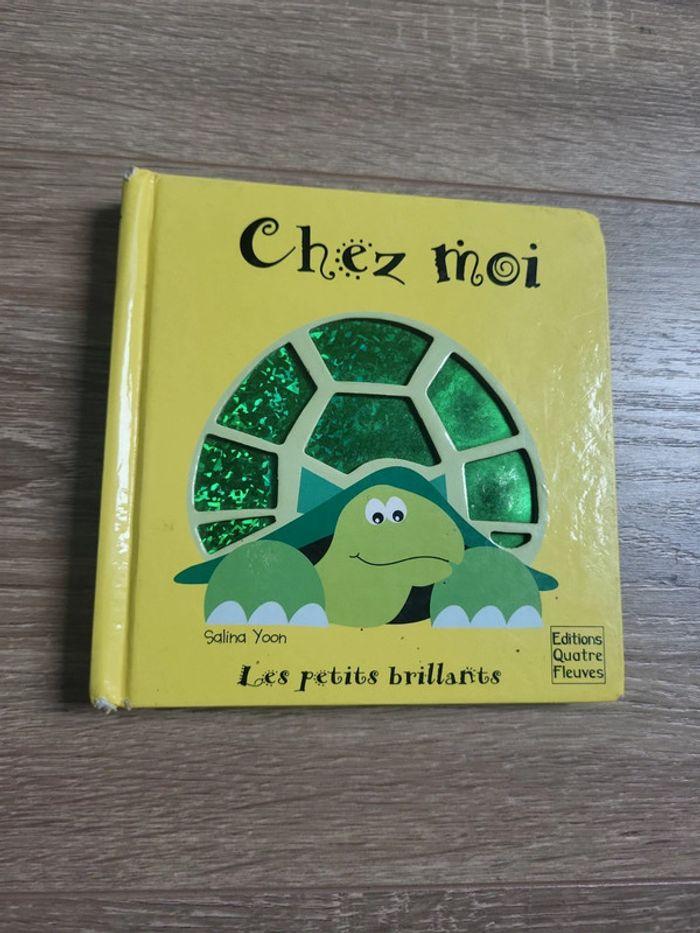 Livre les petits brillants chez moi - photo numéro 1