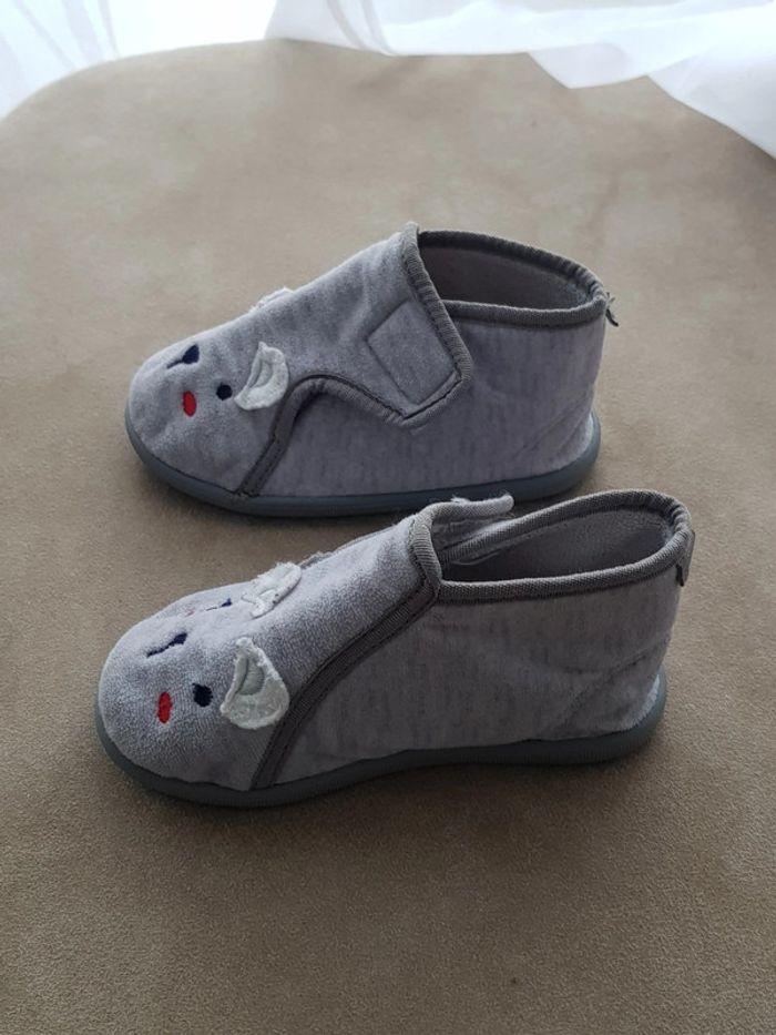 Chaussons chauds boutchou pointure 24 - photo numéro 4