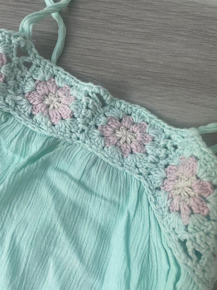 Robe gaufré turquoise à fleurs en tricot rose kiabi bb 3 ans - photo numéro 4