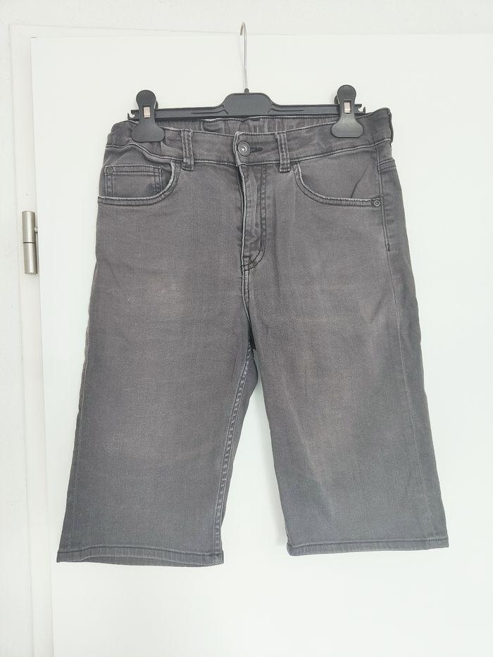 Short bermuda jean gris H et M 12 ans - photo numéro 1