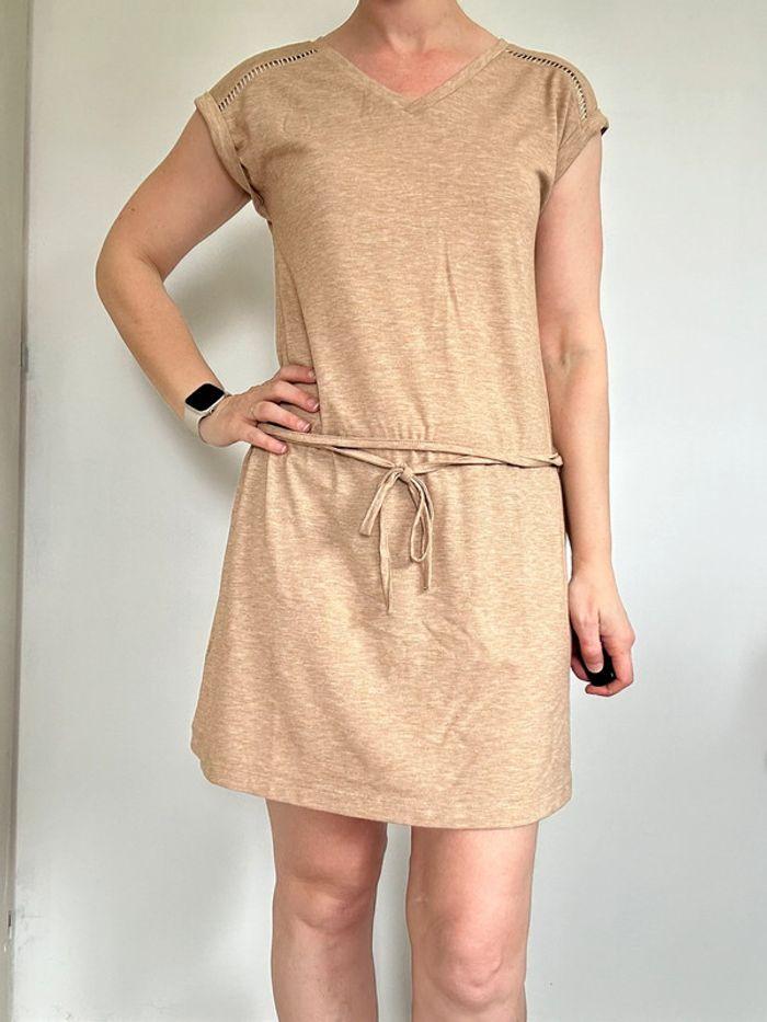 Robe teeshirt beige Gémo taille 38 💖 - photo numéro 2