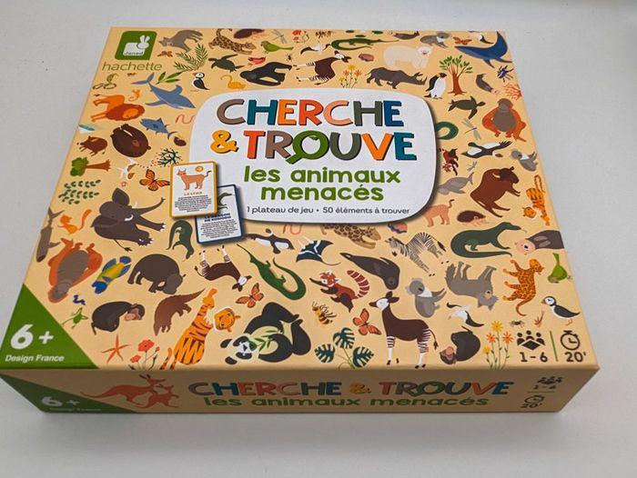 Cherche et trouve les animaux menacés Collection Janod Hachette