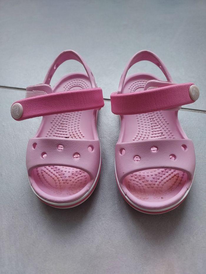 Sandale crocs fille pointure 23-24 - photo numéro 1