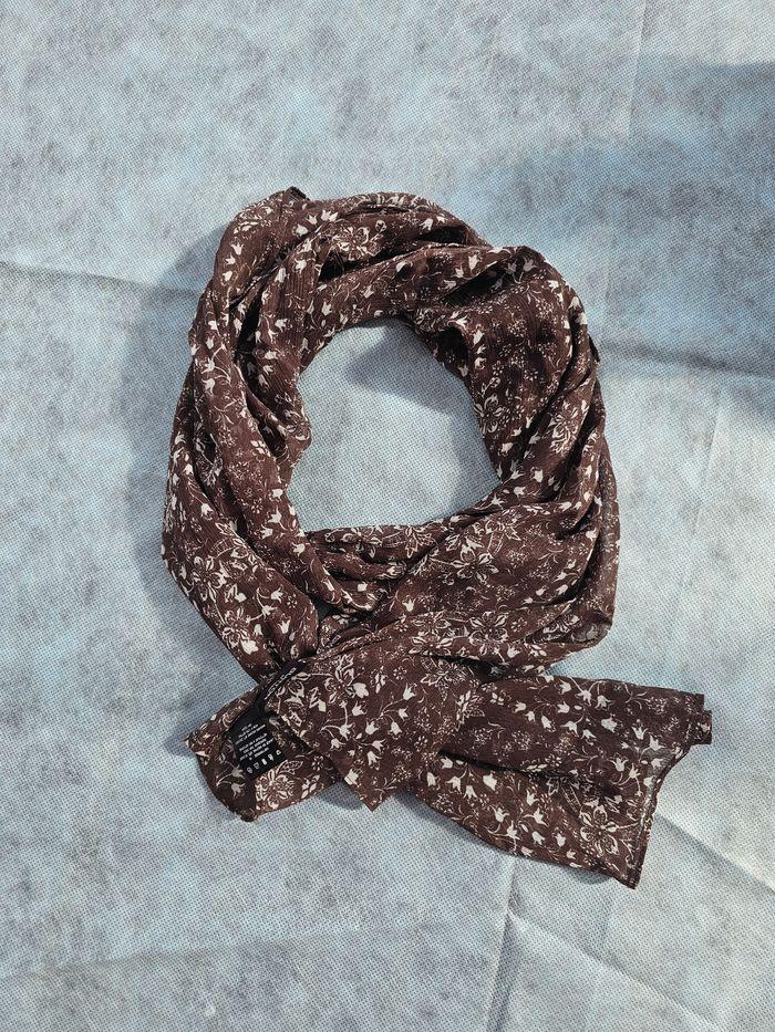 Lot foulard - photo numéro 2