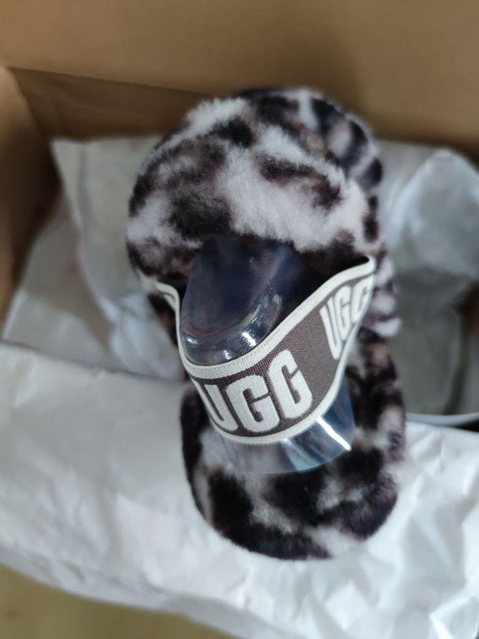 UGG chaussons taille 38 - photo numéro 5