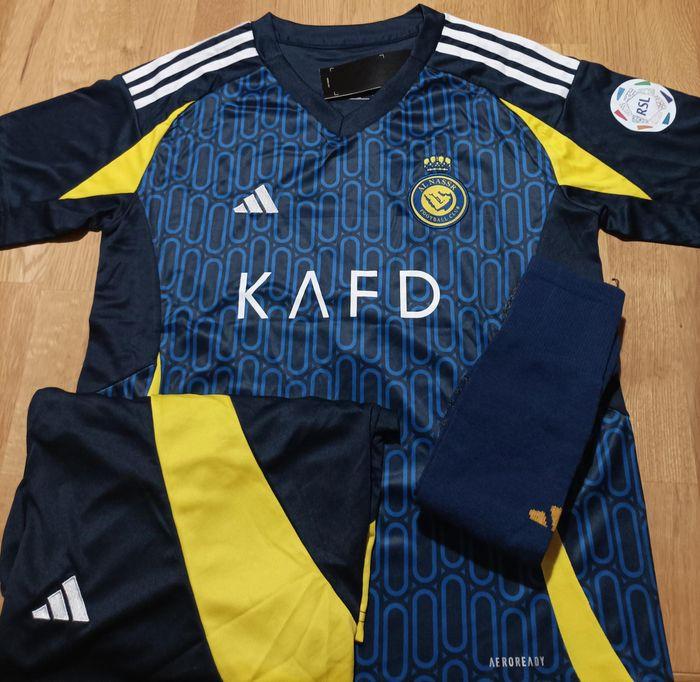 Beau maillot Ronaldo taille 12 ans modèle 2025 Al Nasser Away Blue - photo numéro 2