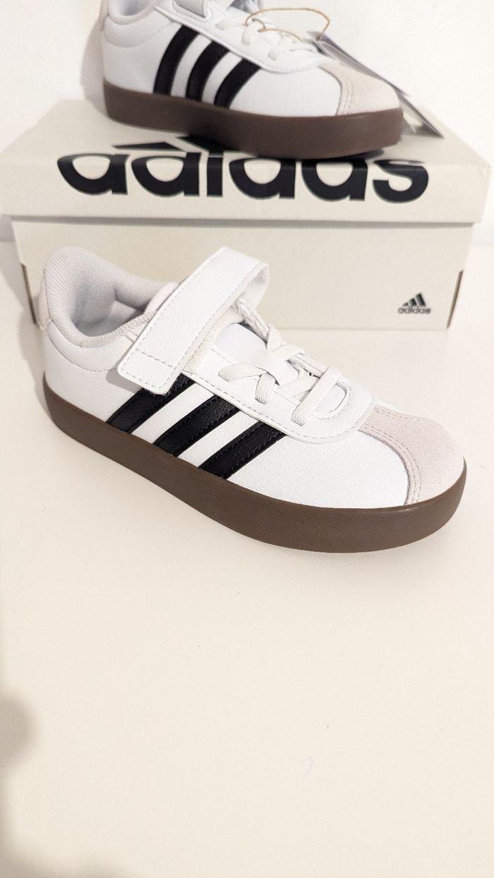 Sneakers Adidas enfant mixte 31 - photo numéro 4