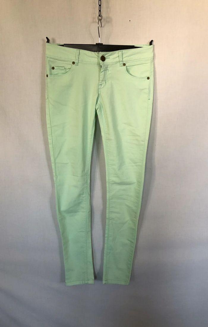 Jean slim taille basse Oxxy vert pastel taille 36 comme neuf - photo numéro 1