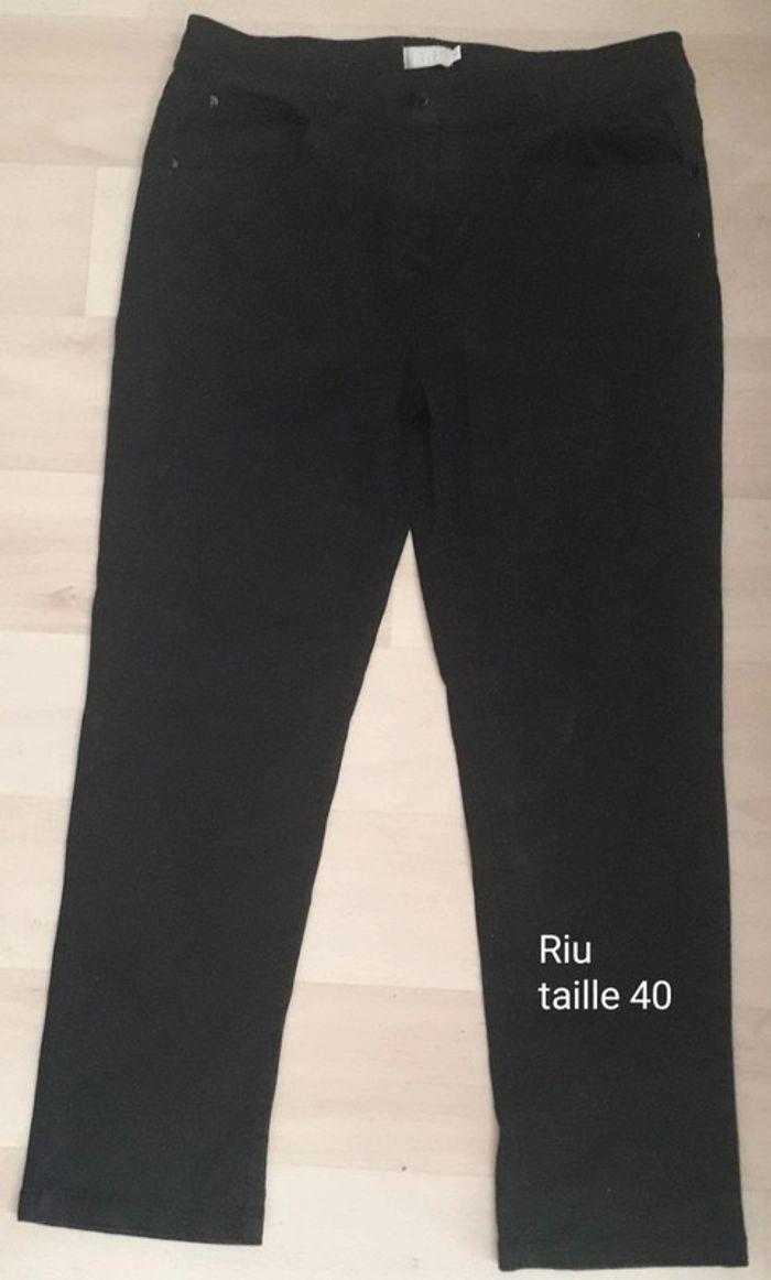 Pantalon Riu taille 40 - photo numéro 1