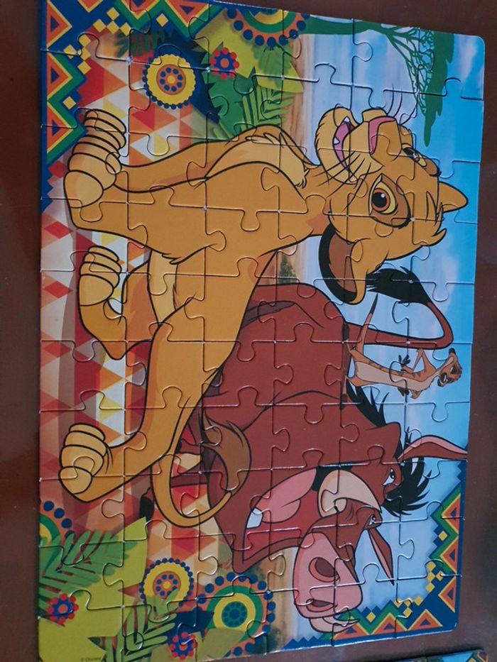 Puzzle le roi lion boîte de deux puzzles - photo numéro 3