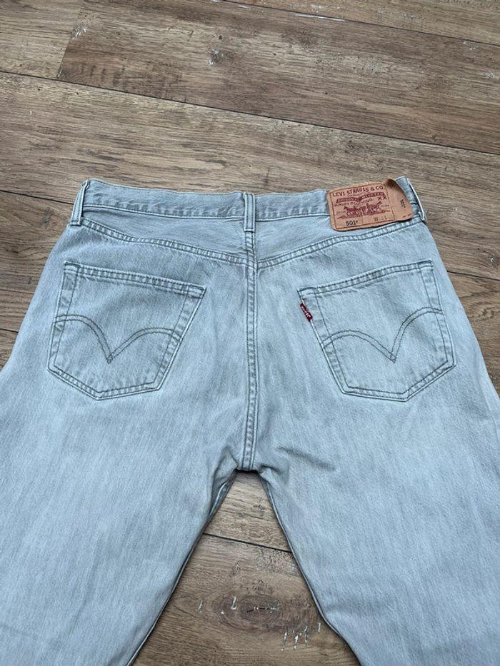 Jean Levis 501 vintage gris clair , taille W33 - photo numéro 8