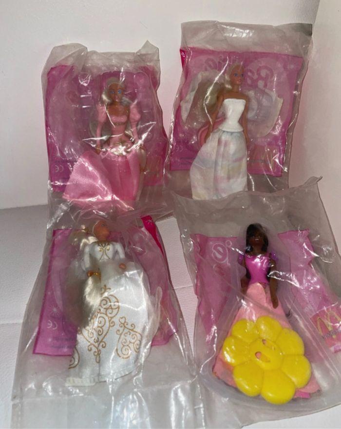 Lot jouets Mattel Barbie McDonald’s happy meal - photo numéro 1