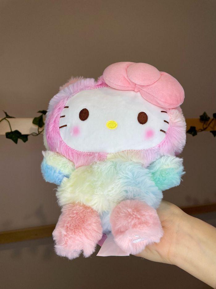 Peluche Hello Kitty déguisement coloré - photo numéro 8