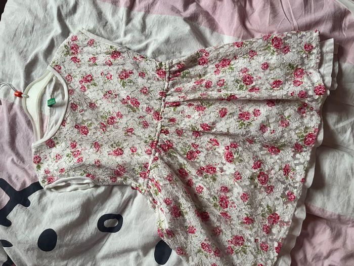 Robe benetton taille 4 ans doublée - photo numéro 1