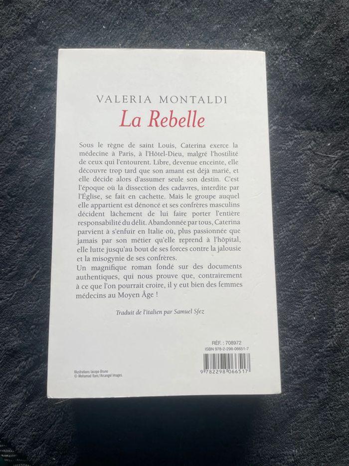 Livre de Valeria montaldi - photo numéro 2