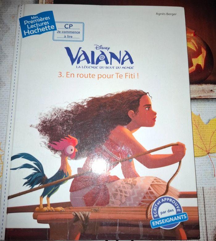 Livre Disney  vaiana 3 en route  pour  te fiti - photo numéro 1