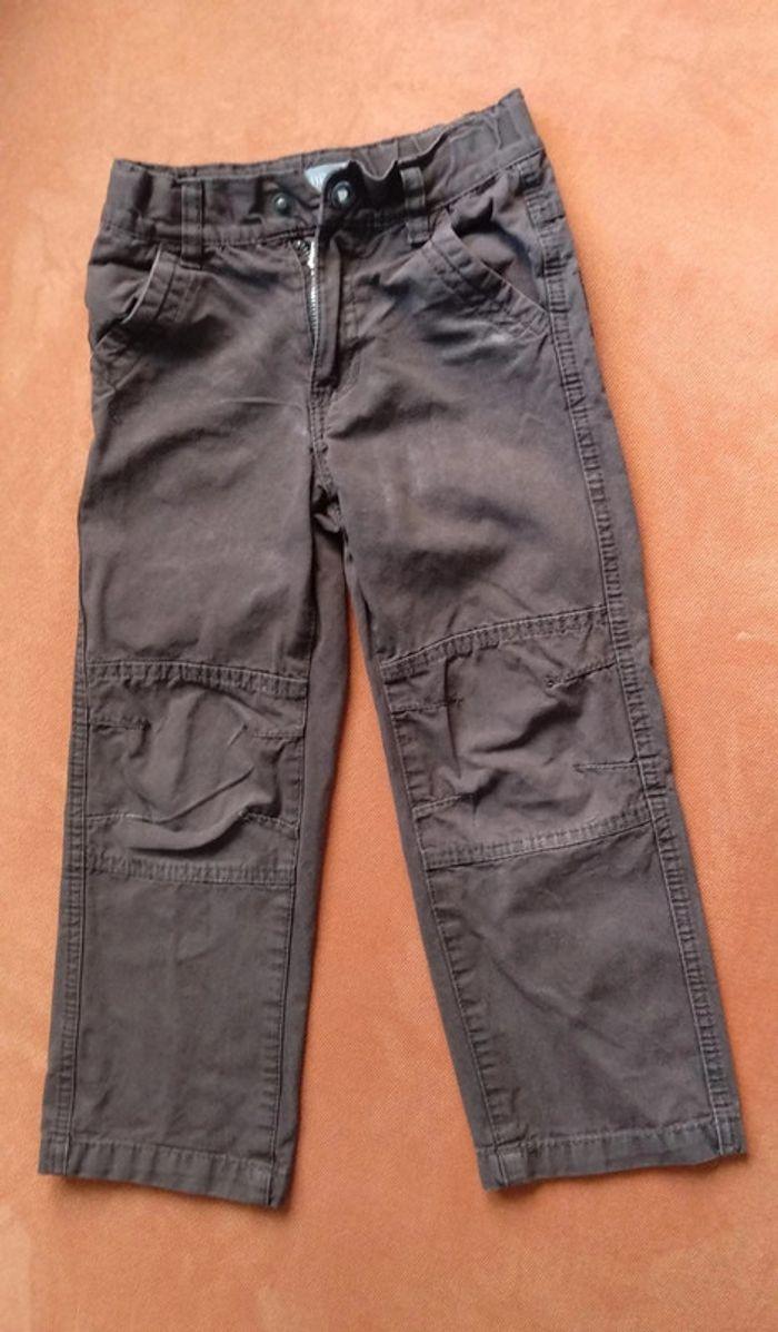 Pantalon été garçon 5 ans - photo numéro 1