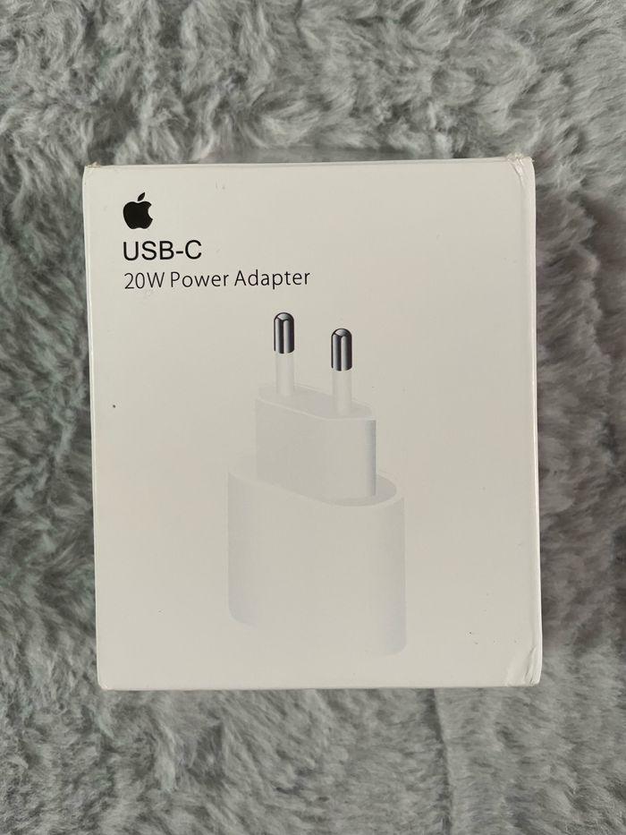 Chargeur 20W Apple - photo numéro 1