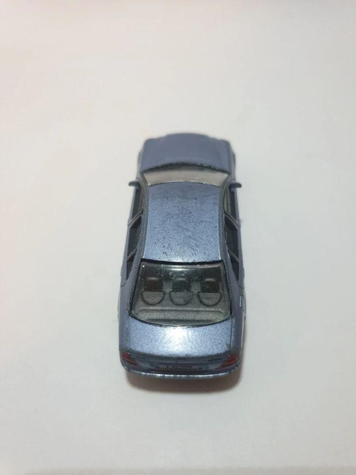 RealToy Mercedes Benz Classe E 55 AMG Bleu Argent - 1/61 - photo numéro 9