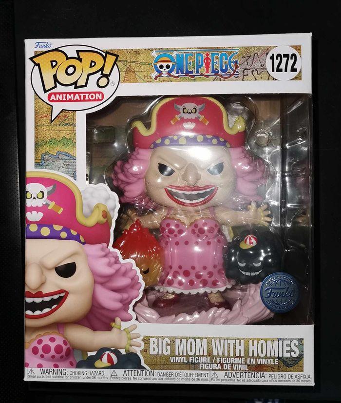 Figurine Funko Pop Deluxe / Big Mom With Homies N°1272 / One Piece / Funko Spécial édition - photo numéro 1