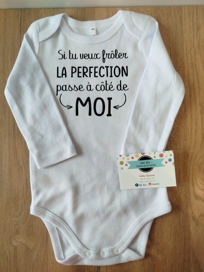 Body humoristique mixte si tu veux frôler la perfection passe a côté de moi