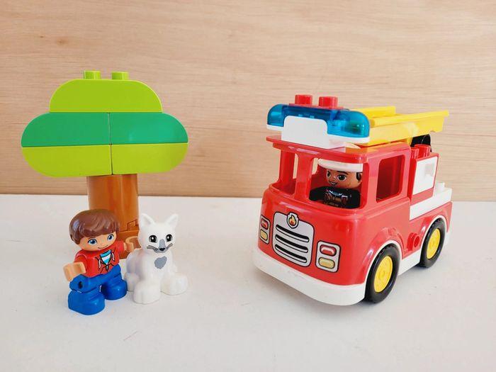 Lego duplo Le camion de pompiers 10901 - photo numéro 7