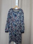 Robe pull motif floral + détails dorés