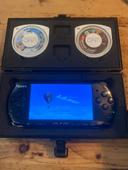 Sony psp 3004 + coffret + 3jeux