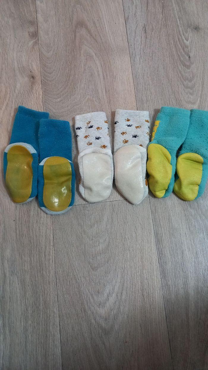 Lot de 3 paires de chaussettes anti dérapante - photo numéro 5