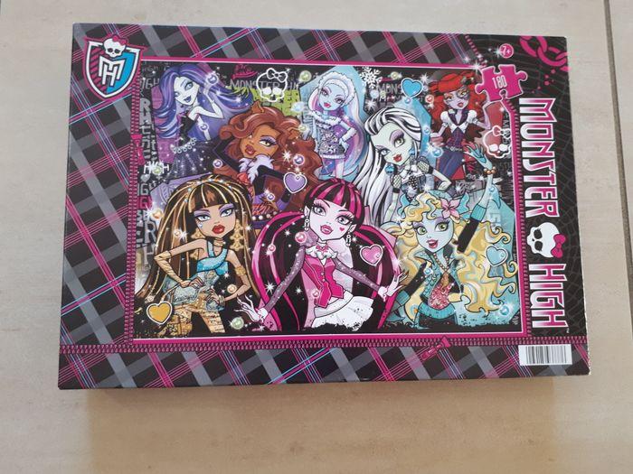 PUZZLE MONSTER HIGH 180 PIECES - photo numéro 1