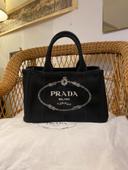 Sac à main Prada noir en tissu et dust bag