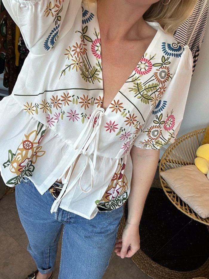 Blouse bohème légère taille 36/S imprimé fleuri et trois nœuds - photo numéro 2