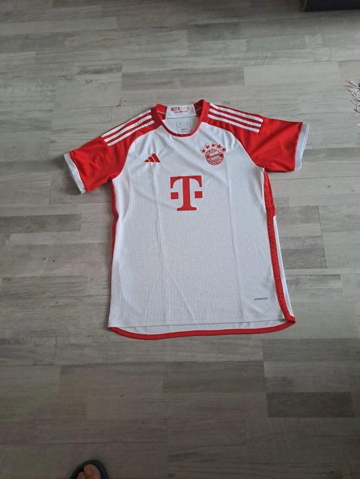 Maillot de foot Bayern Munchen - photo numéro 1