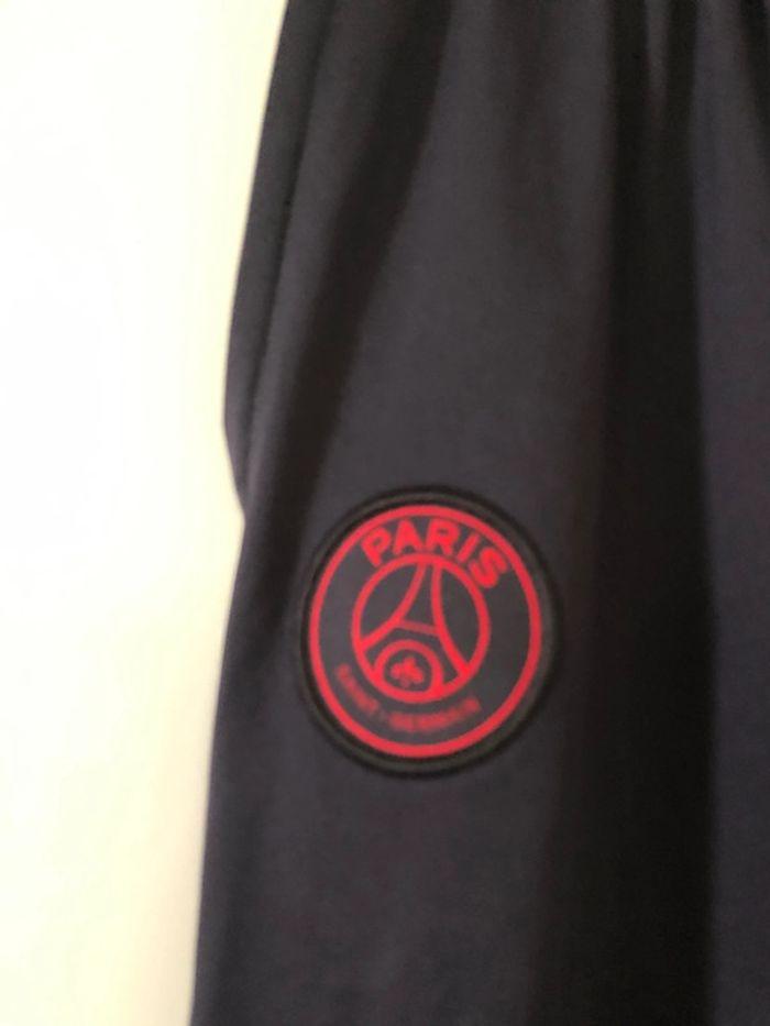 Bas de survêtement PSG . Nike . 13/15 ans ans - photo numéro 2