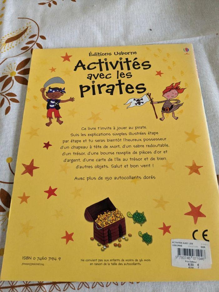 Activités avec les pirates avec autocollants - photo numéro 3