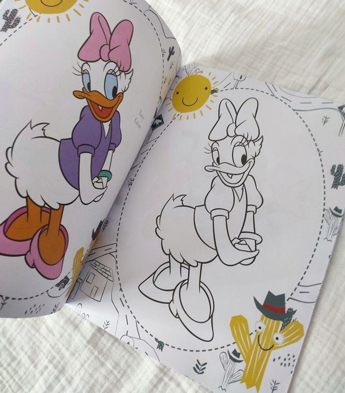 Livre de coloriage Mickey et ses amis - photo numéro 4