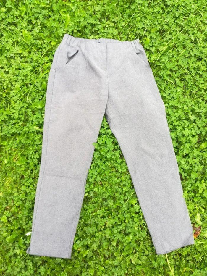 Pantalon gris - photo numéro 1