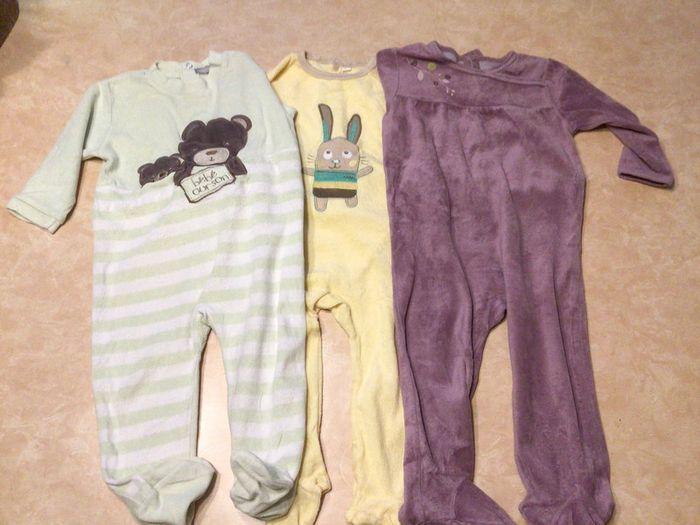 Lot de 3 pyjamas - photo numéro 1