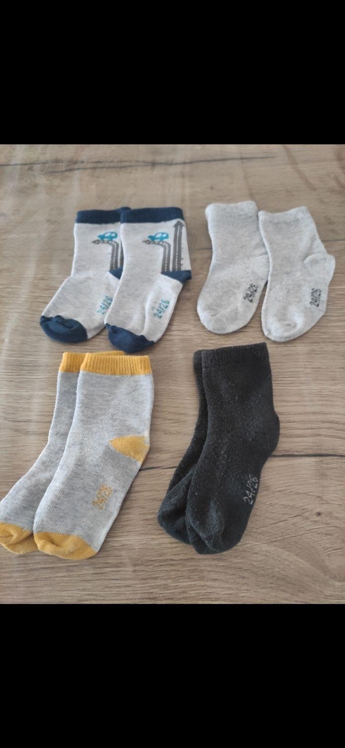 Lot 16 paires de chaussettes - photo numéro 2