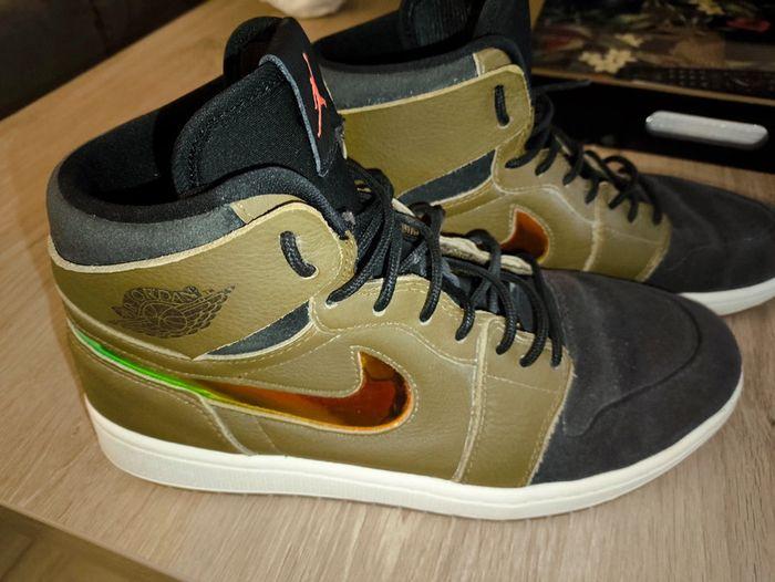 Jordan 1 Retro High Nouveau Militia Green UK 11 Baskets rares - photo numéro 1