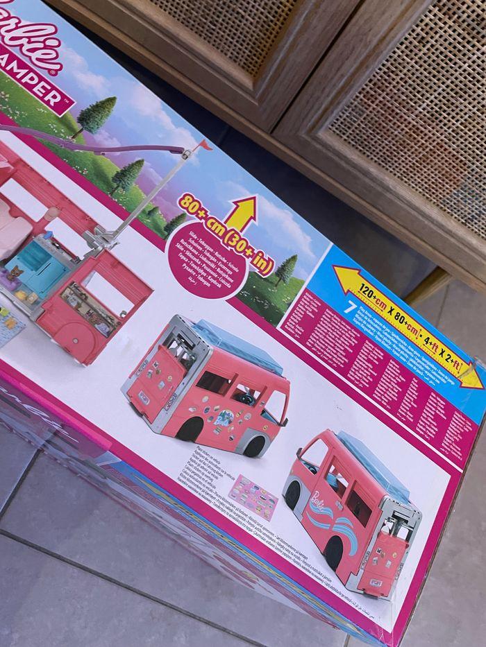 Mega camping car de barbie - photo numéro 2