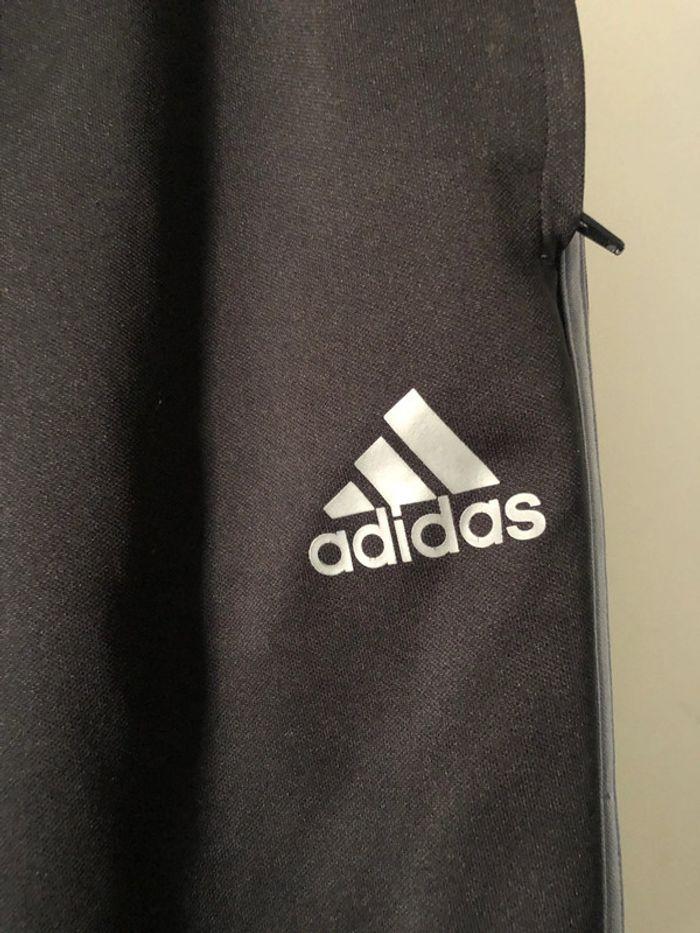 Bas de survêtement adidas . Taille XS - photo numéro 2