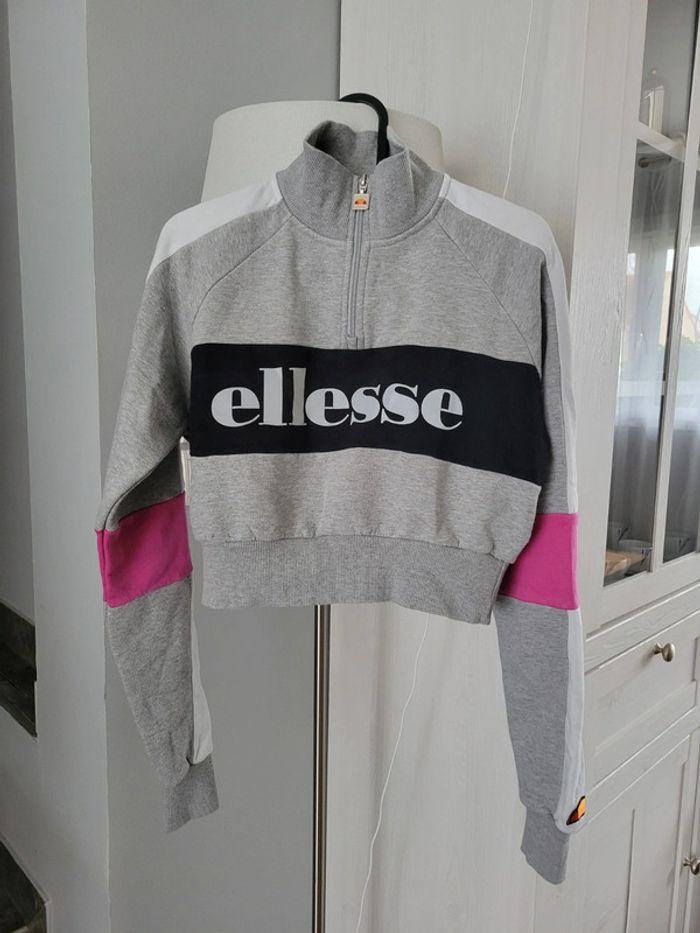 Sweat-shirt court femme Ellesse taille 34 - photo numéro 1