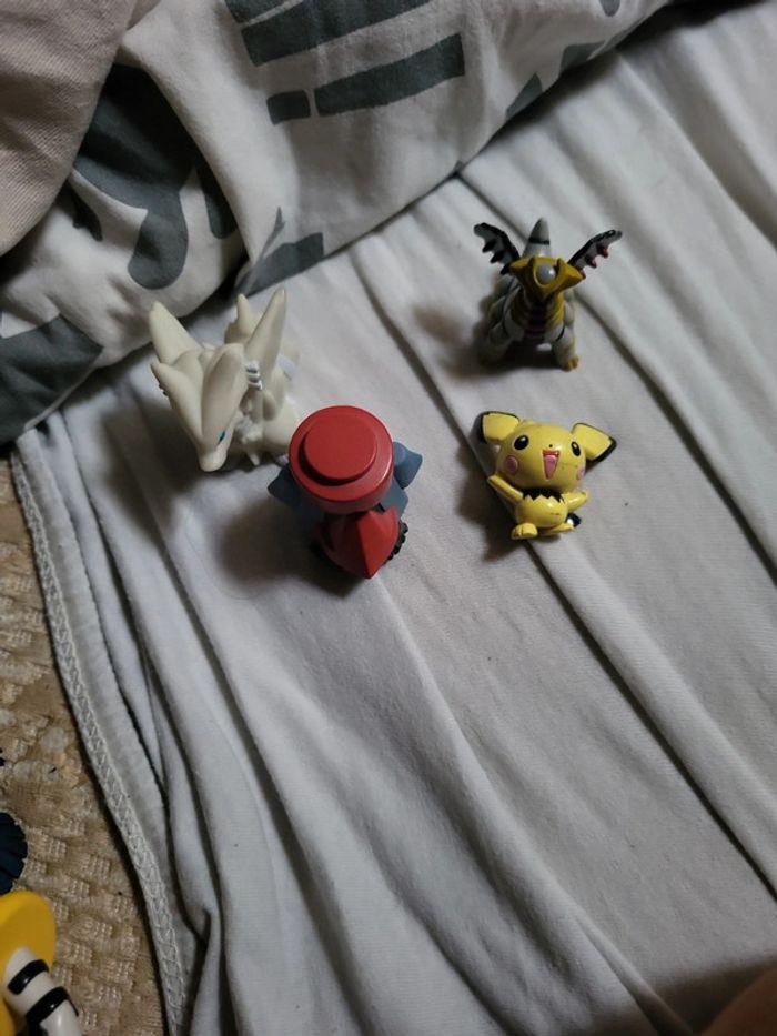 Figurines pokemon - photo numéro 1