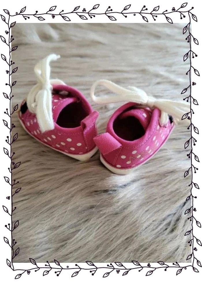 Jolies chaussures Minnie Disney P16 (0/3 mois) - photo numéro 3