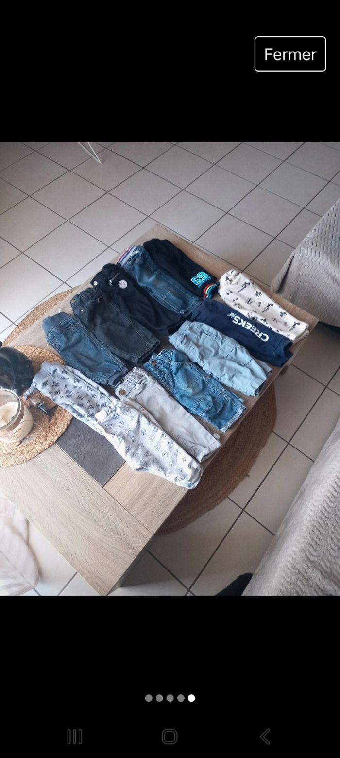 Lot 12 pantalons 6 mois jeans et joggings - photo numéro 5