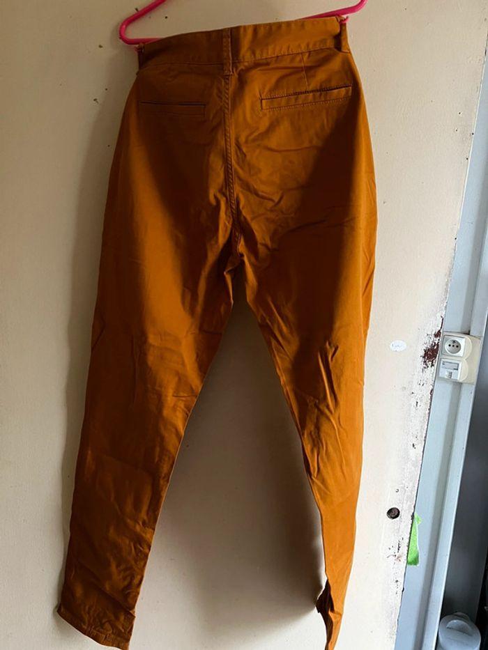 Pantalon Kiabi slim 38 très bon état - photo numéro 3