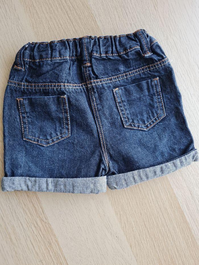 Short en jean 18 mois - photo numéro 3